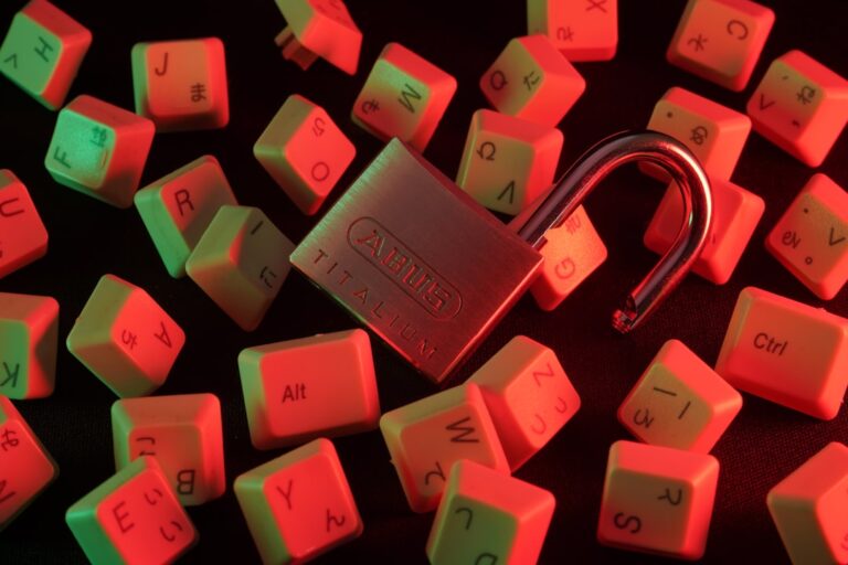 Photo Linux security