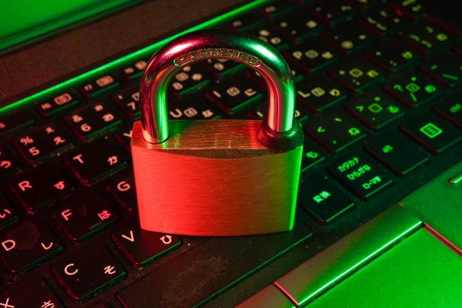 Wprowadzenie do cyberbezpieczeństwa: Podstawy ochrony danych online 2 cybersecurity introduction